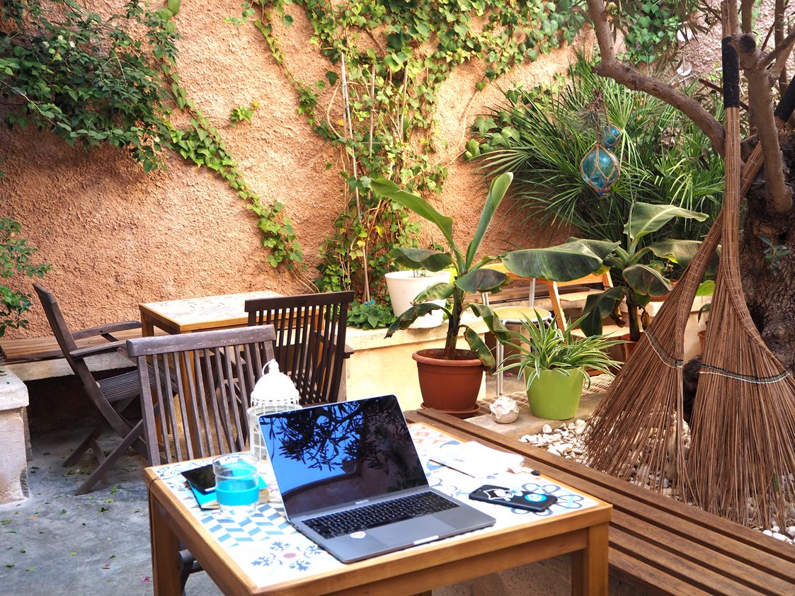 Coworking Space: Arbeitsplatz in Patio • Rayaworx Mallorca - Rayaworx